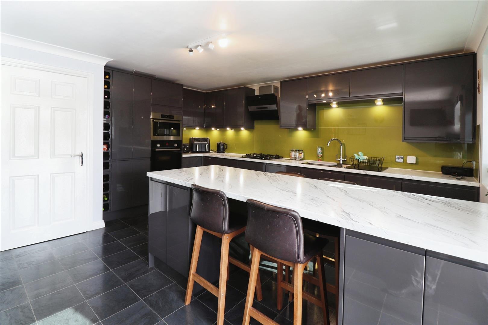 Property Image 17b47310-1fc8-48d1-8dbd-c9d7f143b179