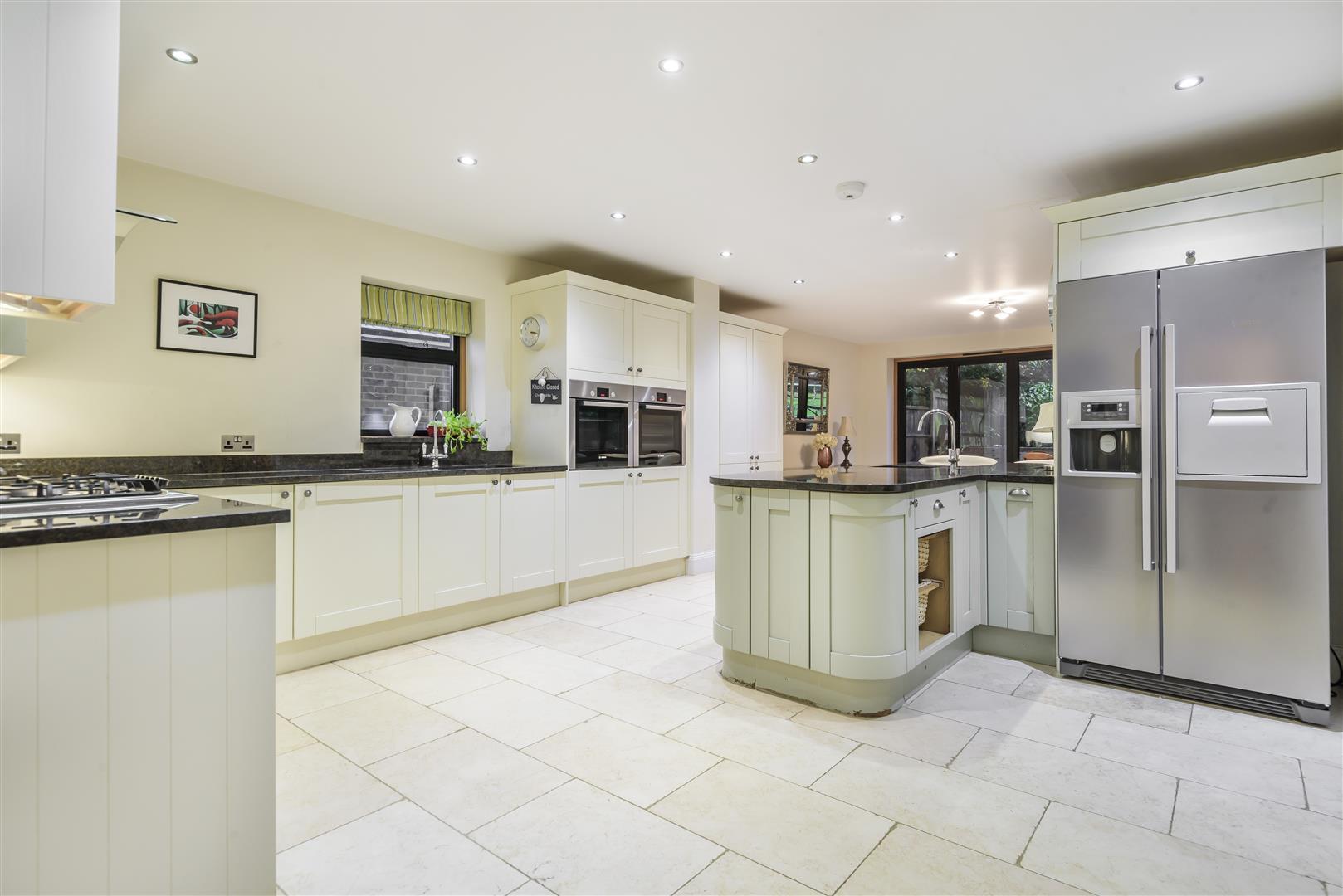 Property Image 17b63480-b44a-465f-b7e3-a09d16c98266