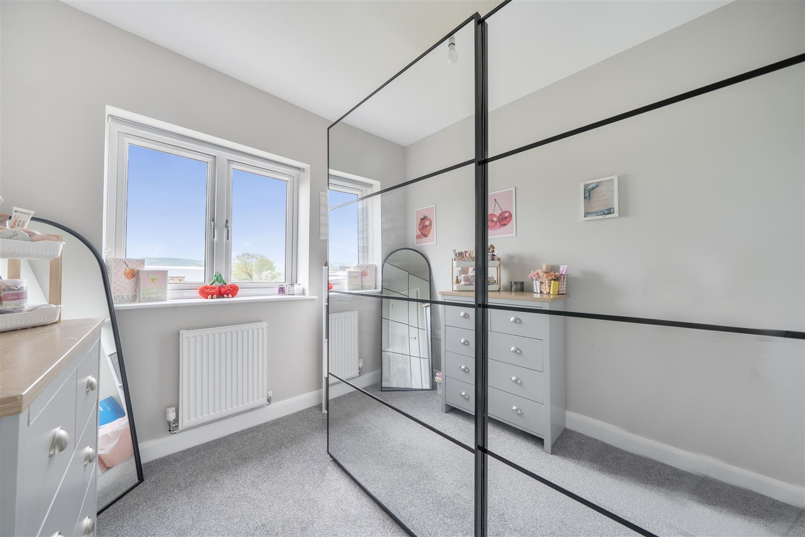 Property Image 17ca0e3c-4b26-4d98-9c4b-42a2d314beb7
