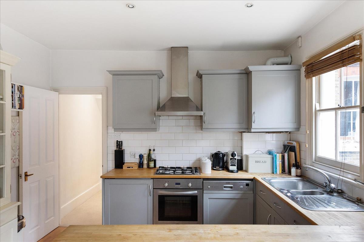 Property Image 17d4ac02-974a-4430-b26f-799680c0193d