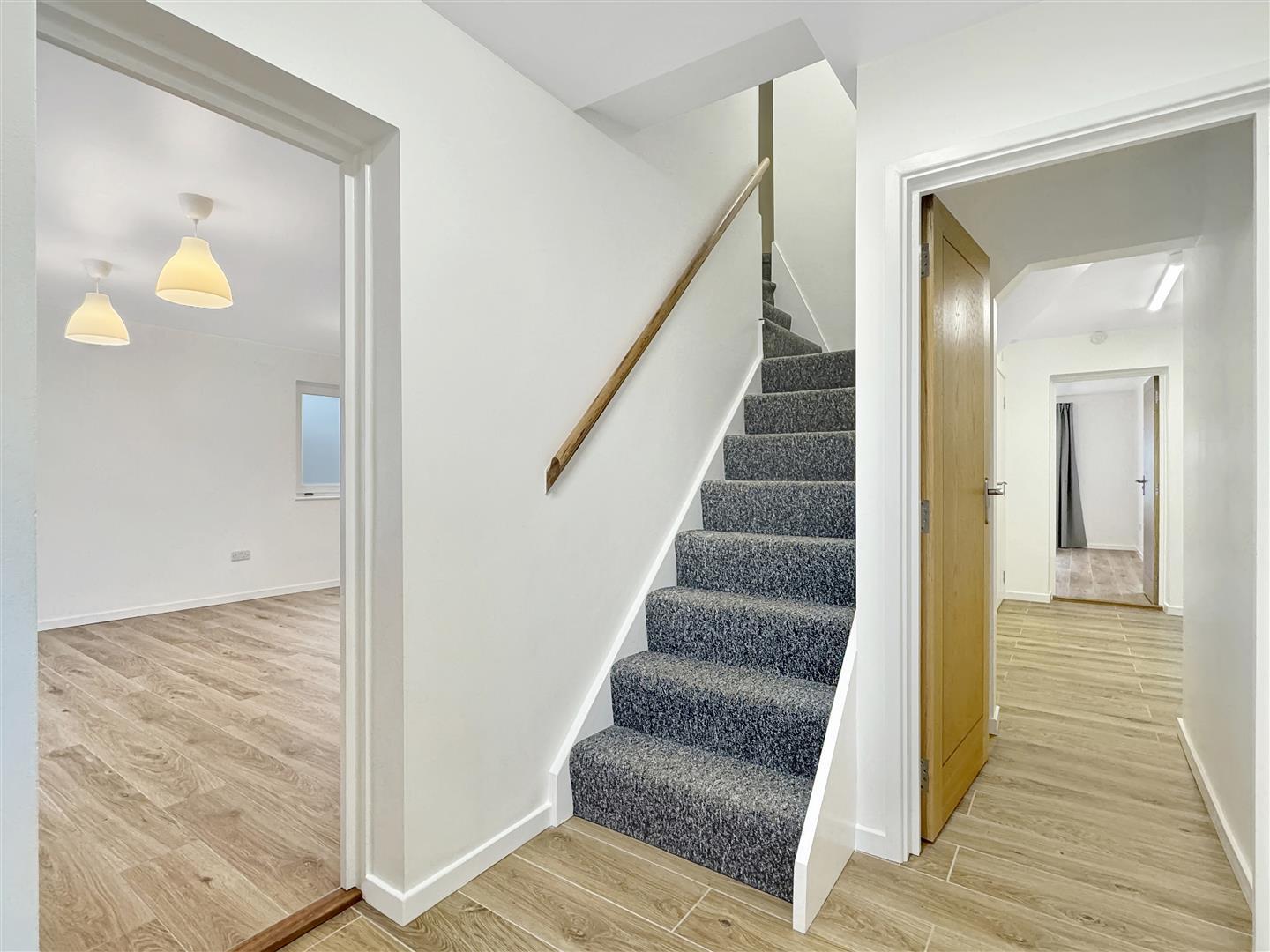 Property Image 17d82c5f-b05b-4bf2-831d-a7fc5285e8d6