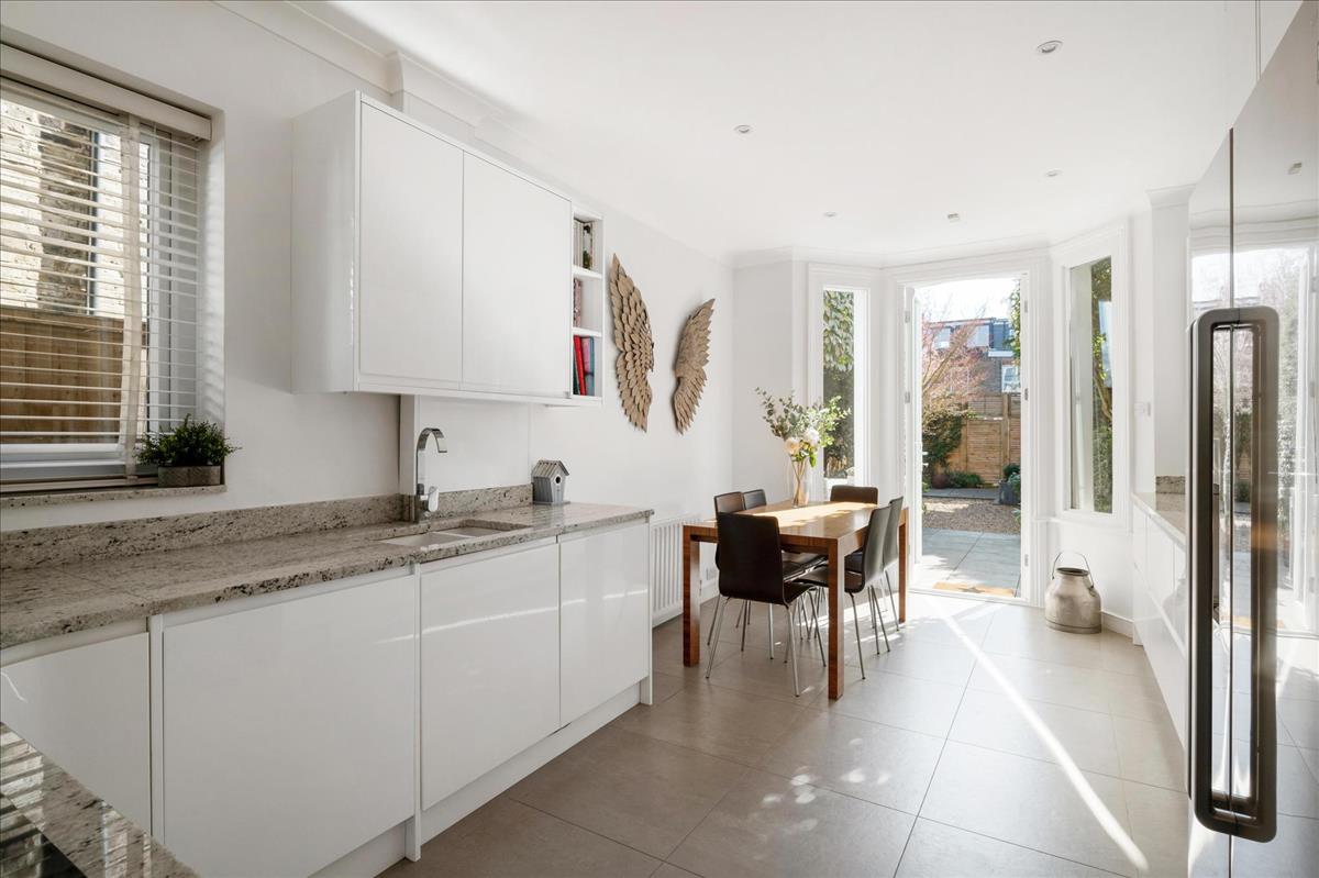 Property Image 17dab912-a024-47fb-846f-783d517754e3