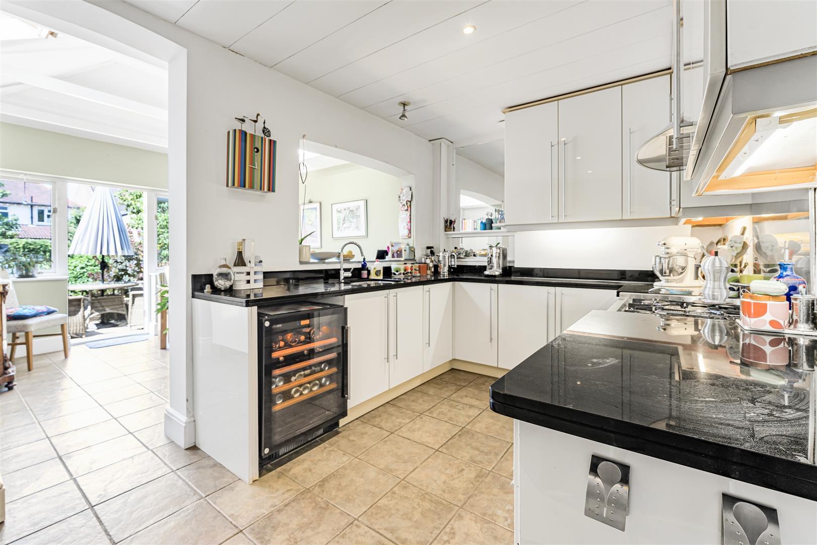 Property Image 17db7fa7-4112-49b2-b770-18106520f4d9