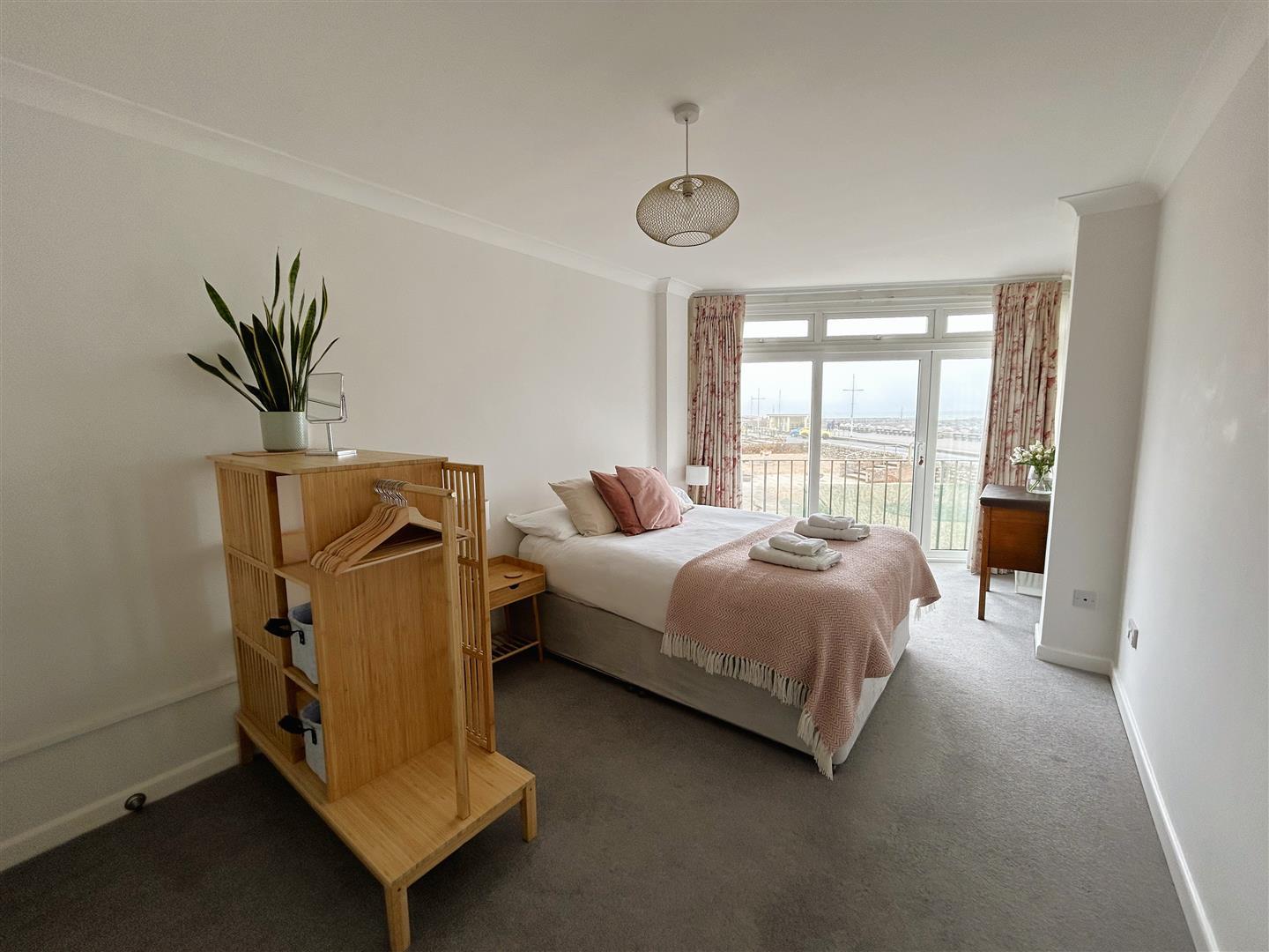 Property Image 17e00cfe-8cbe-421a-b413-0493678150bb