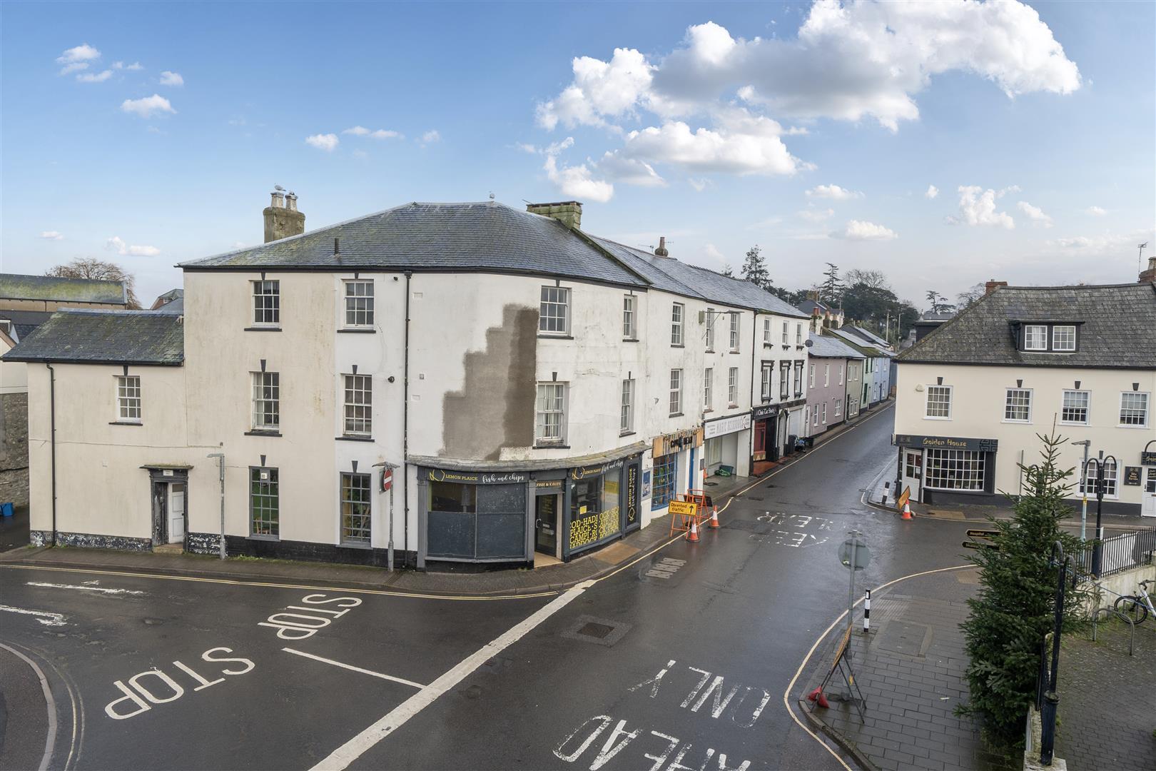 Property Image 17ef3859-086b-4a71-9c7c-13f9a72ceb24
