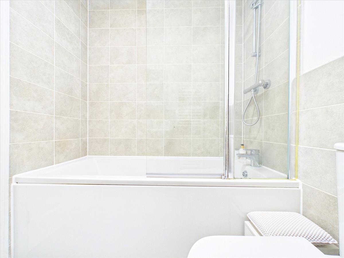 Property Image 17f4118e-2318-4a10-aeb8-29ecbea214c5