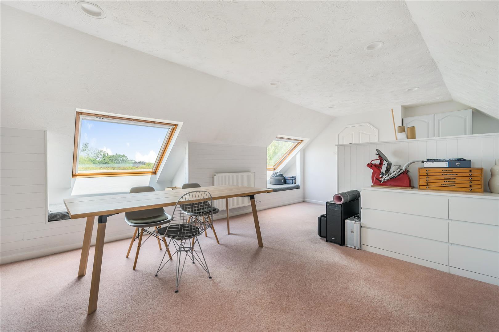 Property Image 17fb9d9d-32d0-4112-809c-6063f799e0a2