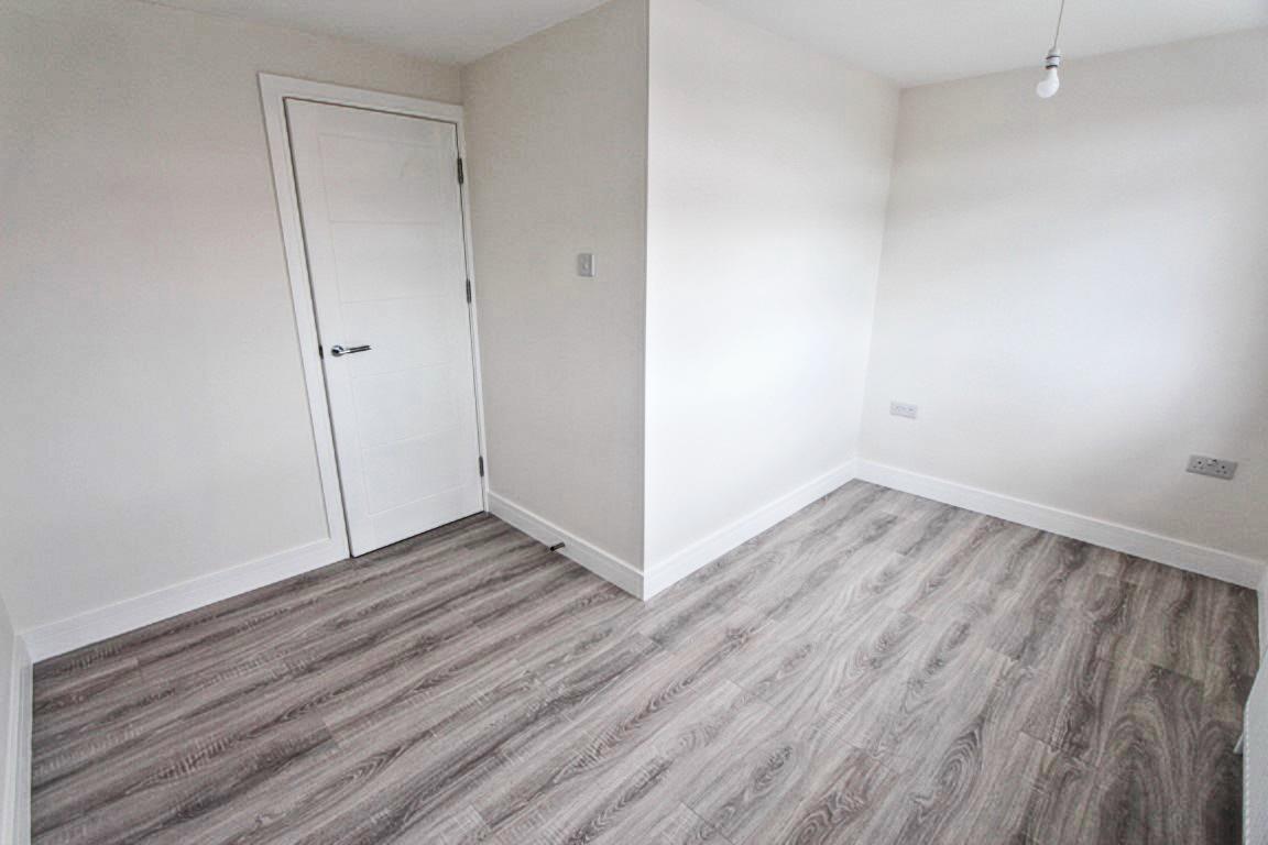 Property Image 17fea968-9545-461f-809a-1166f3a5bc57