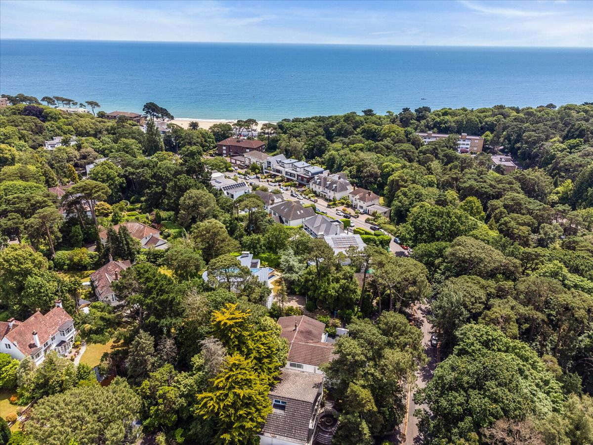 Property Image 1803e5bc-0694-4c17-8a5e-2feb5e359b26