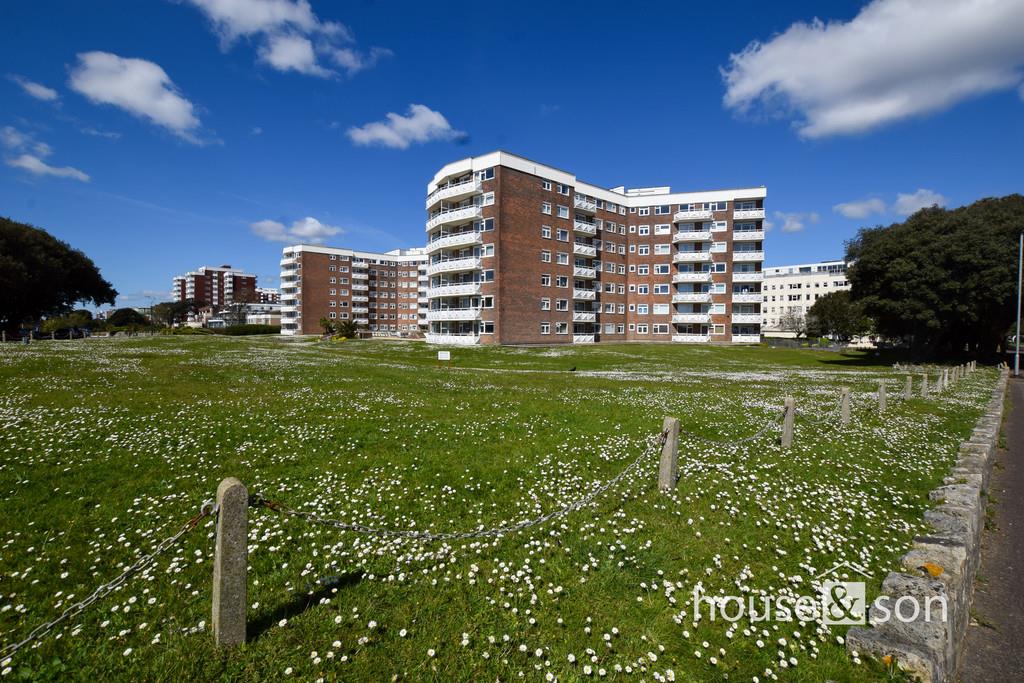 Property Image 180f6b19-4a2a-4eb7-83db-5c53c36a1494
