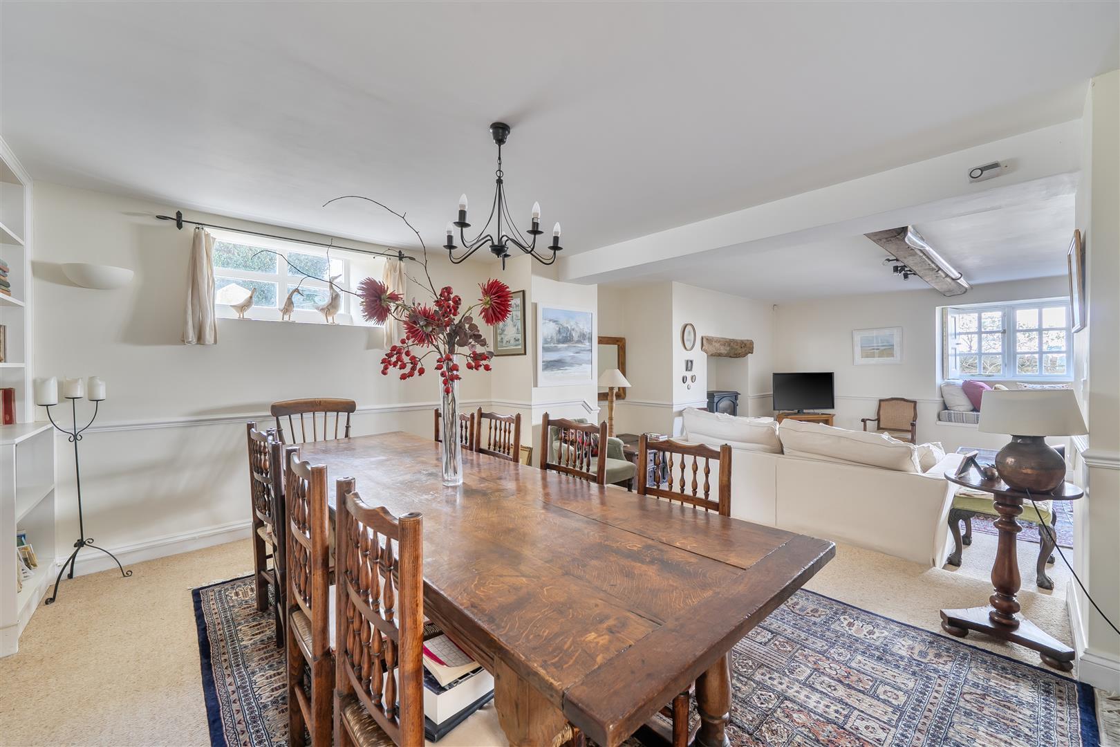 Property Image 18155b73-b025-48e0-8575-30b977bfec1f