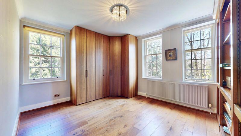 Property Image 18185935-0cff-4796-9585-a2c791cf369f