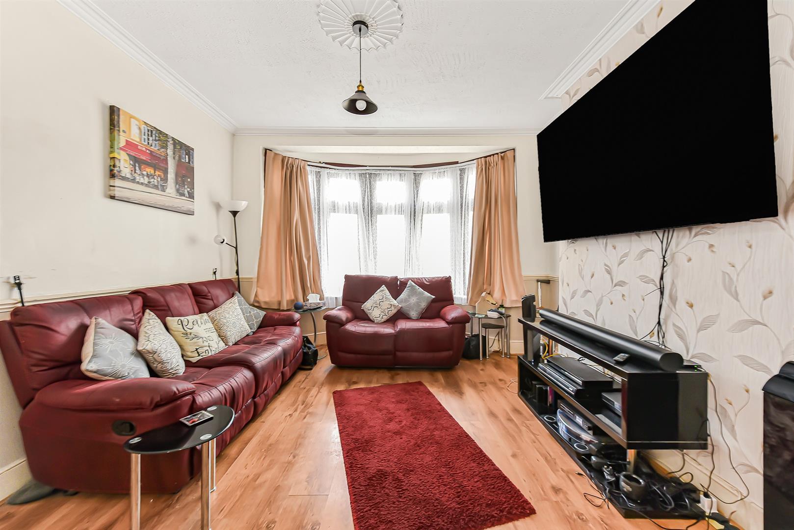 Property Image 1818f6d6-c2fb-4ddb-9302-281ec3954658