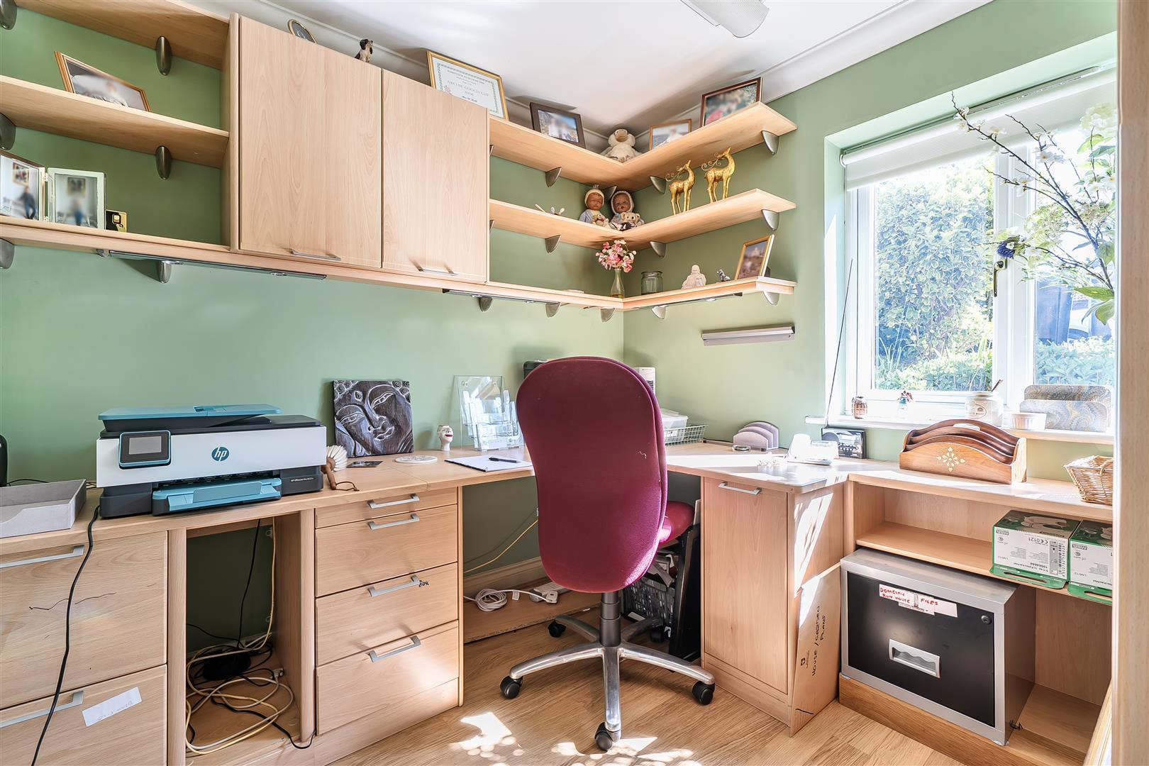 Property Image 181e914c-e41c-4b95-b3be-c8766f91c555