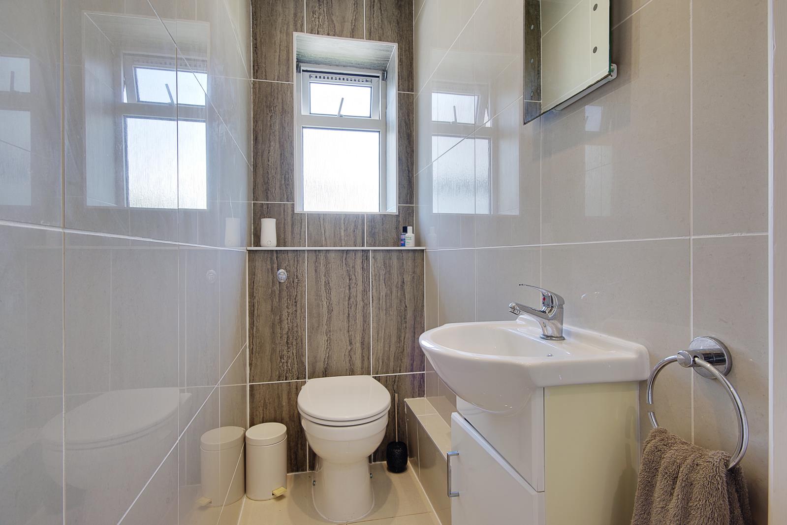 Property Image 1825e124-9631-4be8-9b2f-852e0be7332e