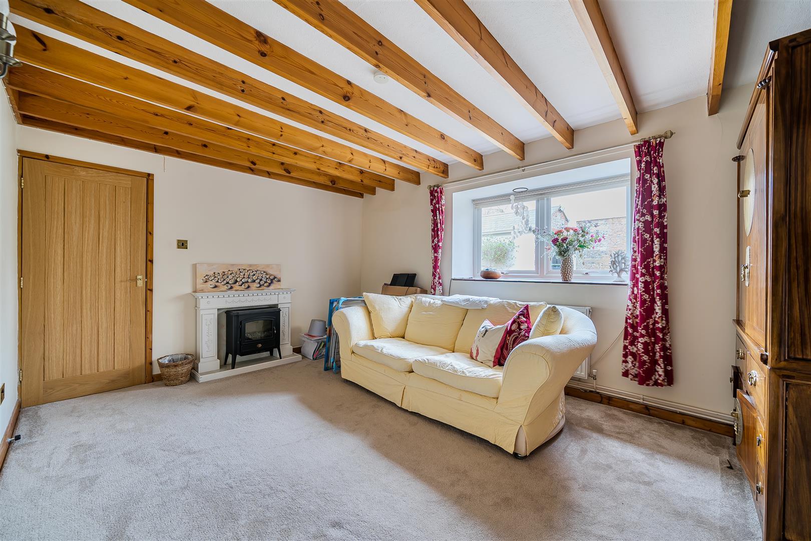 Property Image 184b411f-1bf8-4ea2-aebf-a9d44f79e55d