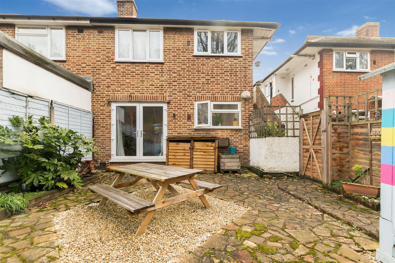 Property Image 184c8eb2-e50f-46f2-ad10-8b77e6b2fbb7