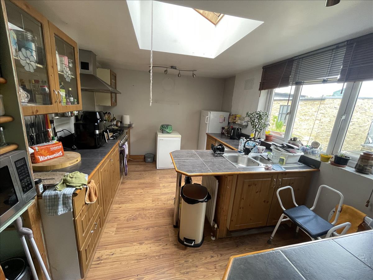 Property Image 1850b964-5eb8-4bf8-84e7-ce3b3d7bccce