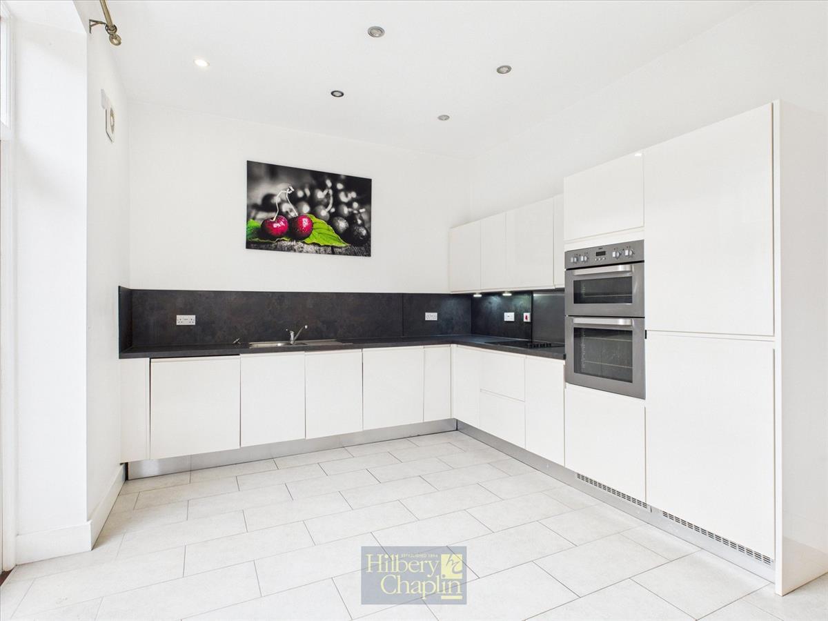Property Image 18579a43-4f3c-4bbc-8ee6-1c648990ae8b