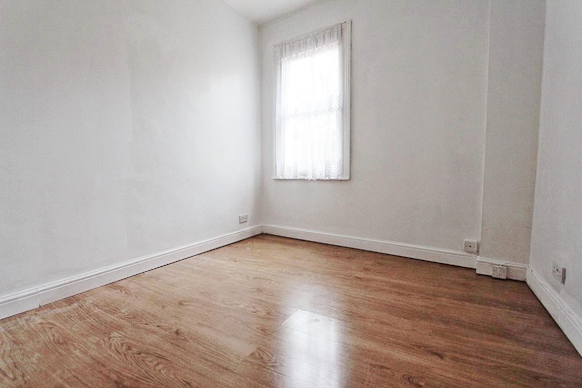 Property Image 1863eb39-b5cf-4272-9b18-5187986e8ea8