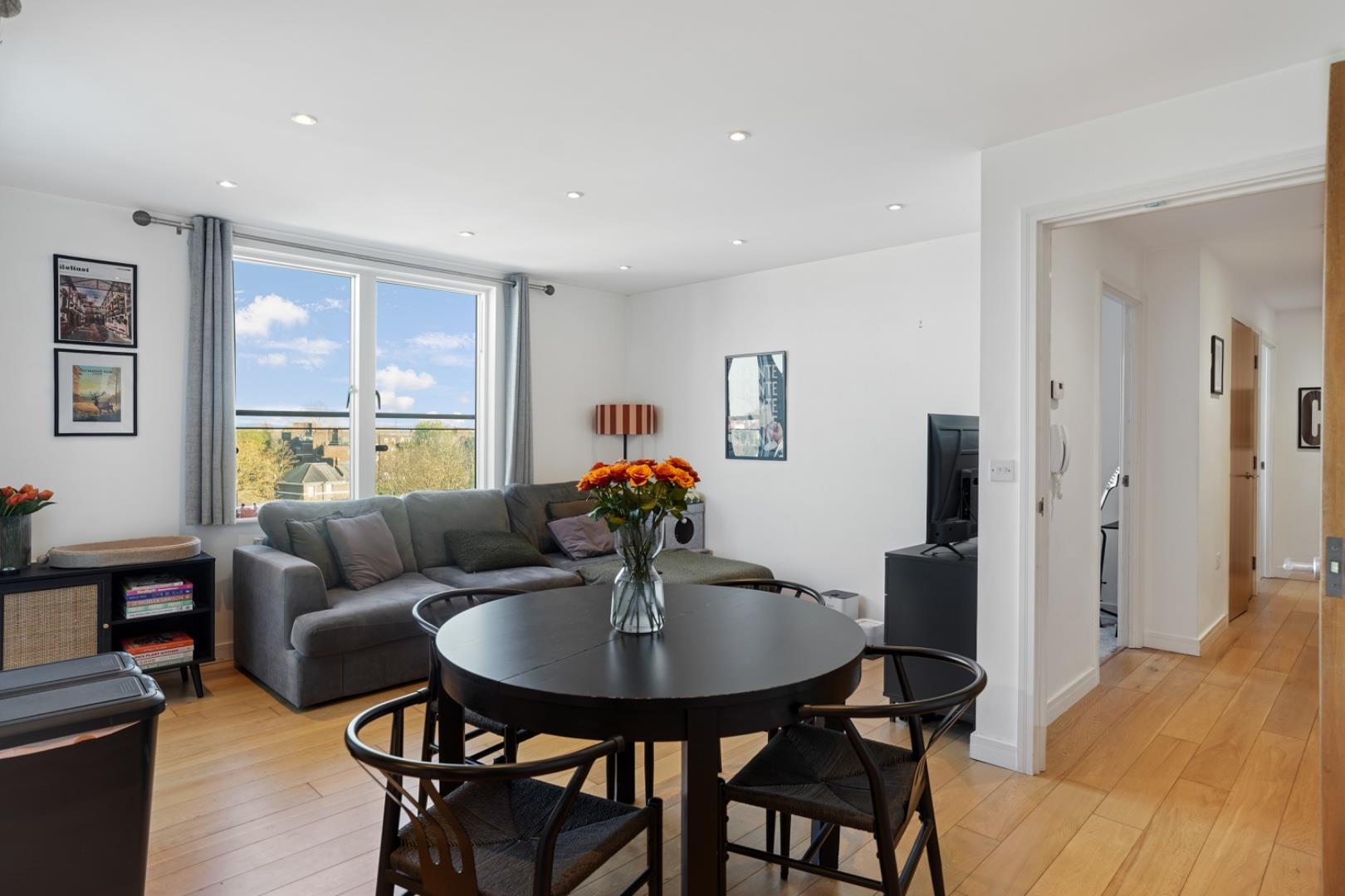 Property Image 186faf7b-b40f-4de8-85a0-3ce45bd9168b
