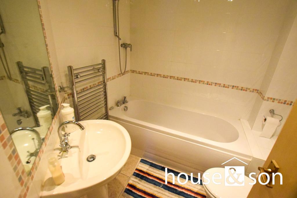 Property Image 18783d4c-a8f4-4ecc-ae23-d99e348e6620