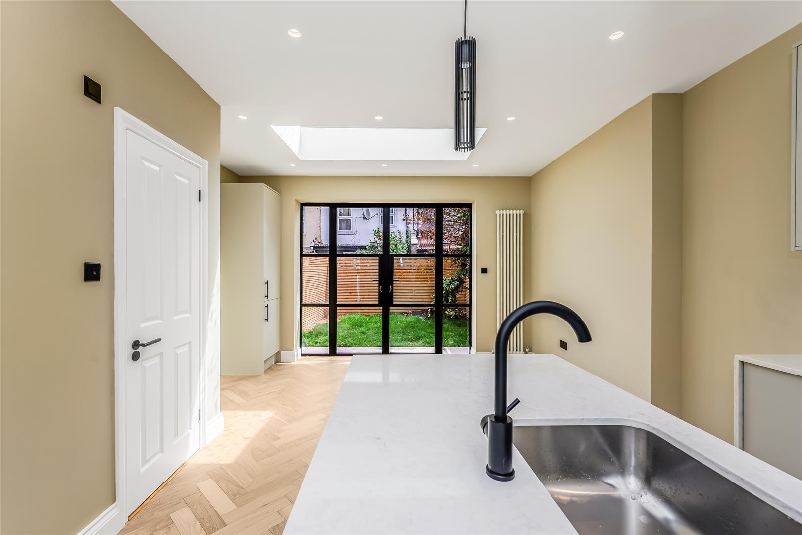 Property Image 187aab98-46ab-44e0-a7ff-c1e3ef13bf33