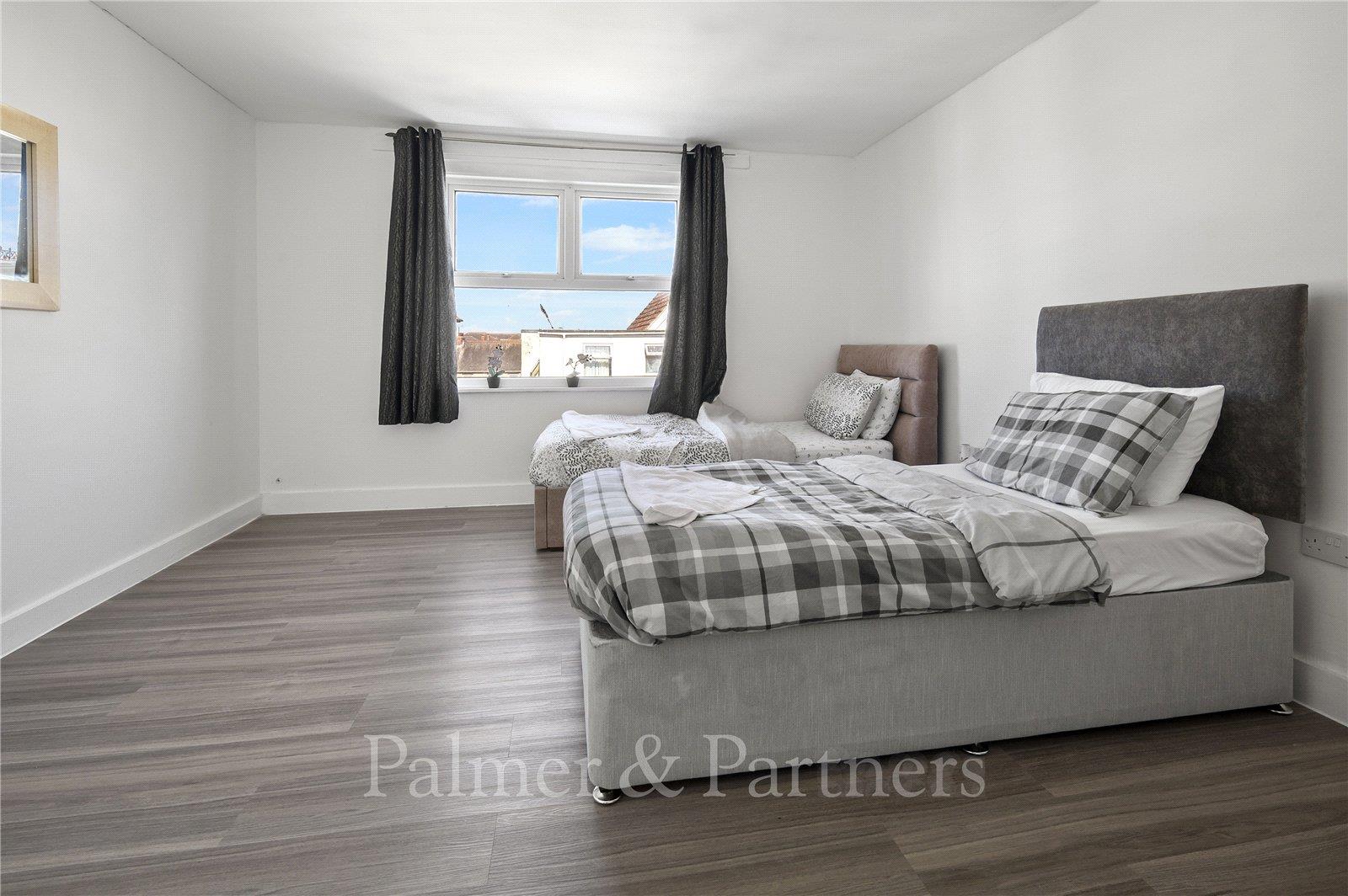 Property Image 188aa234-0e92-4920-9e12-ac566031207d