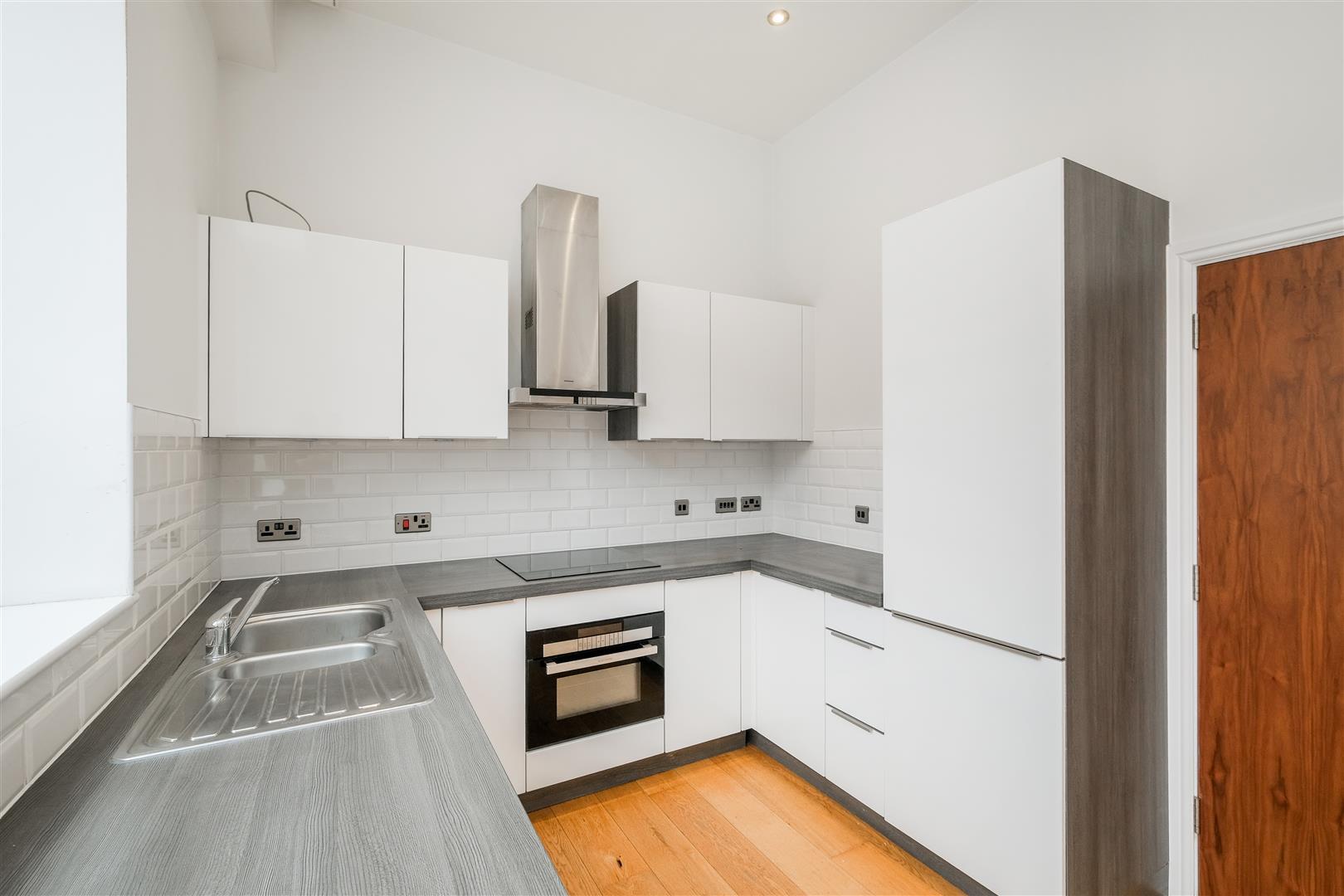 Property Image 188e287b-b334-45d5-b8d9-b3a8b40adb43