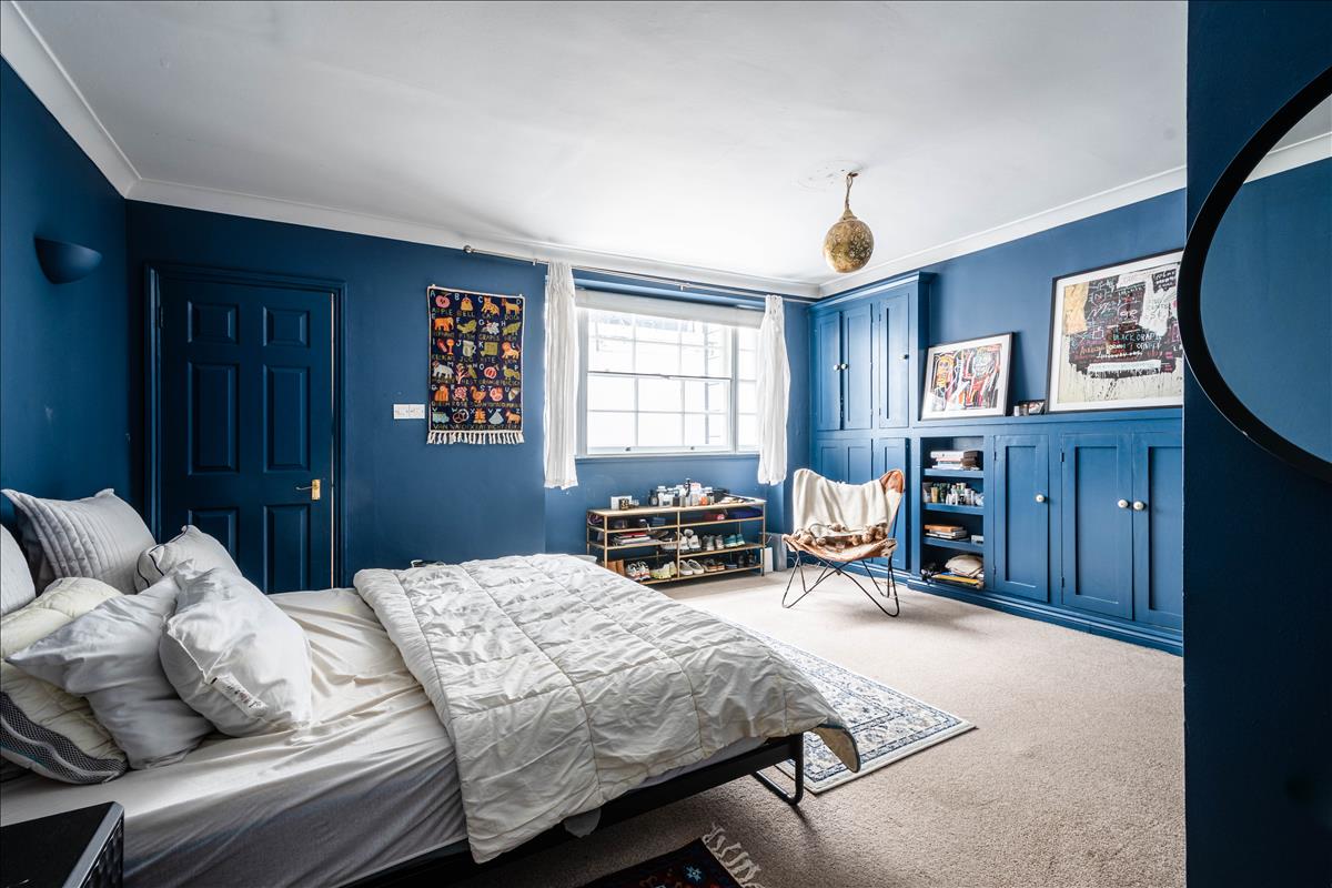 Property Image 1893606f-6fe6-4483-9a3c-f8e5cc4a2f9d
