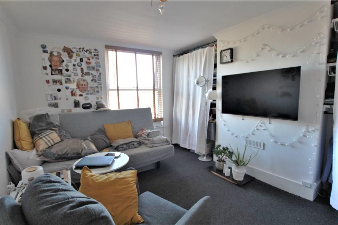 Property Image 189ea950-b319-4e6c-a3d9-15fd3dd13860