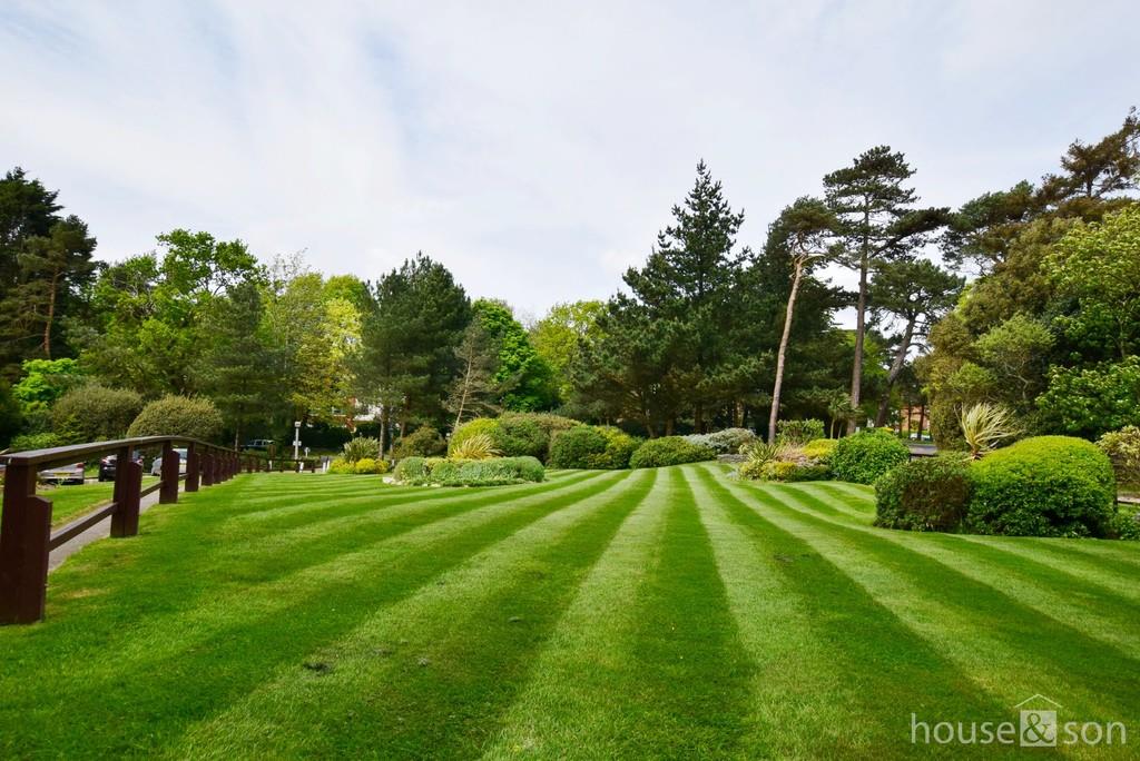 Property Image 18a18c49-b6bc-41da-bdee-8a3829b97756