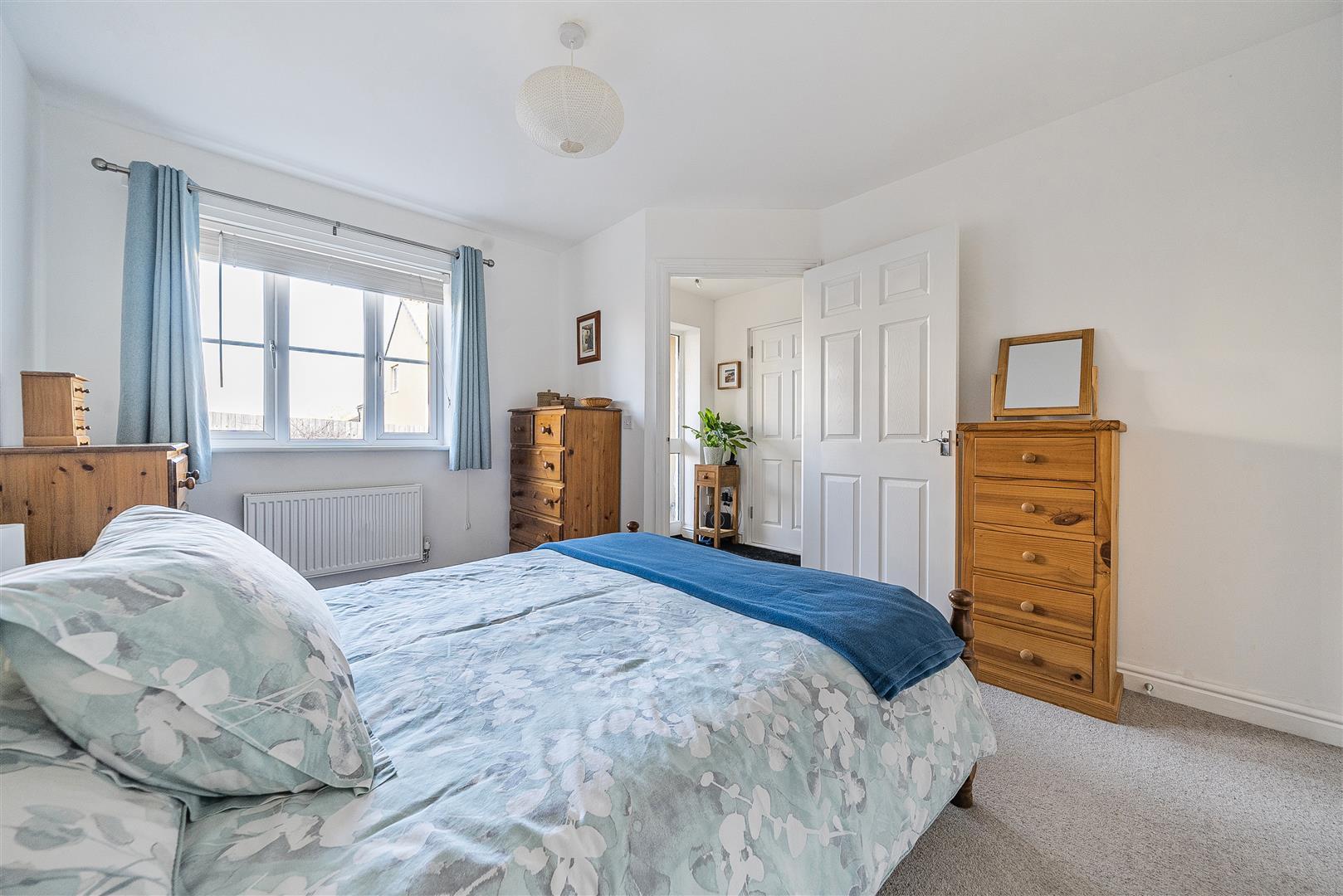 Property Image 18a227d8-ad6b-45fb-87a3-fa33a8af4b5e