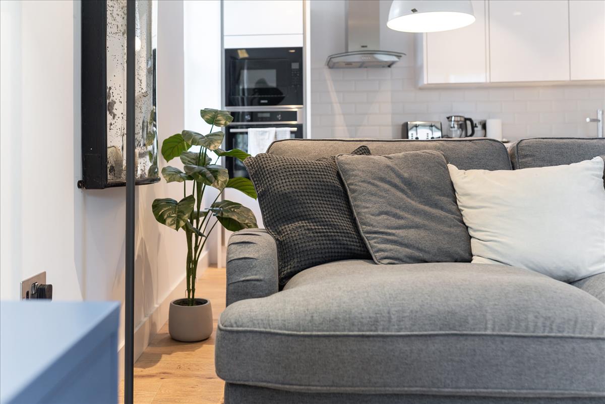 Property Image 18a692ca-6f07-47aa-8c07-568aba134ea5