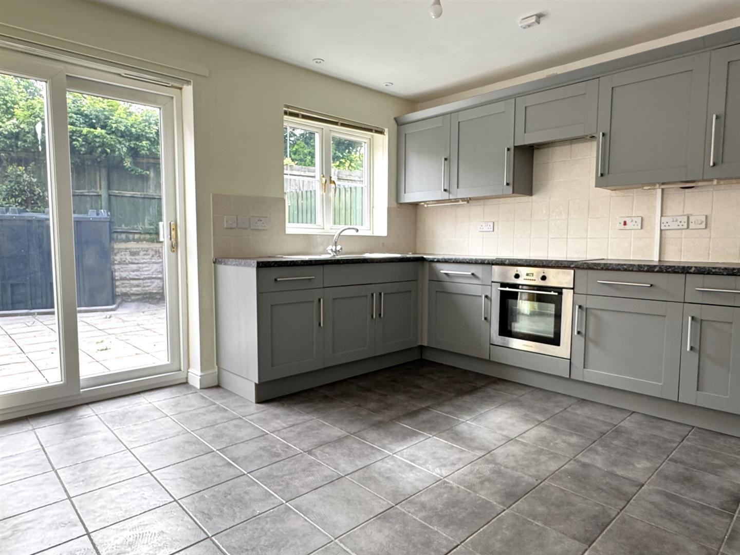 Property Image 18bfe72a-4aa9-42de-87fc-4690123368dc