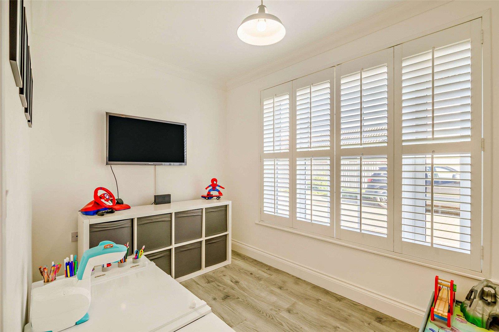 Property Image 18c29b01-e9af-40c4-bf35-fbdad13e99a1