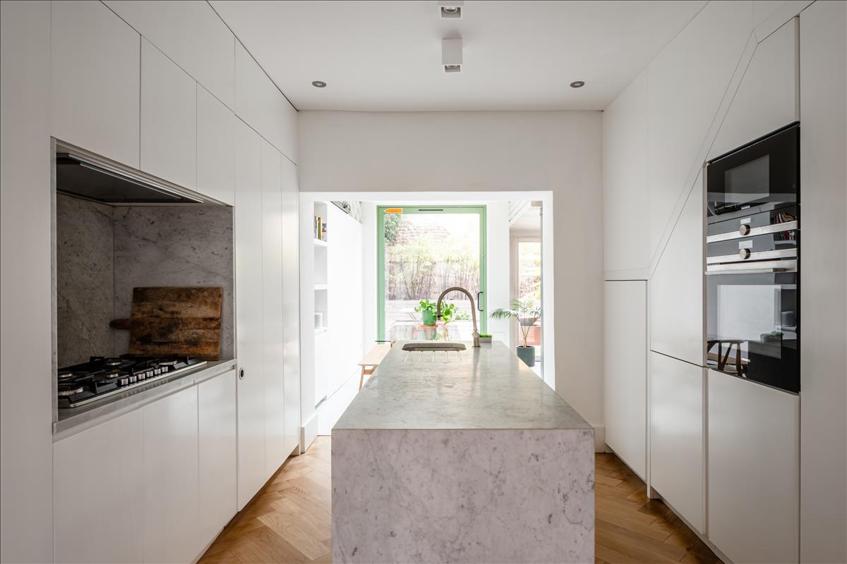 Property for sale, Warneford Street, E9. Kitchen island