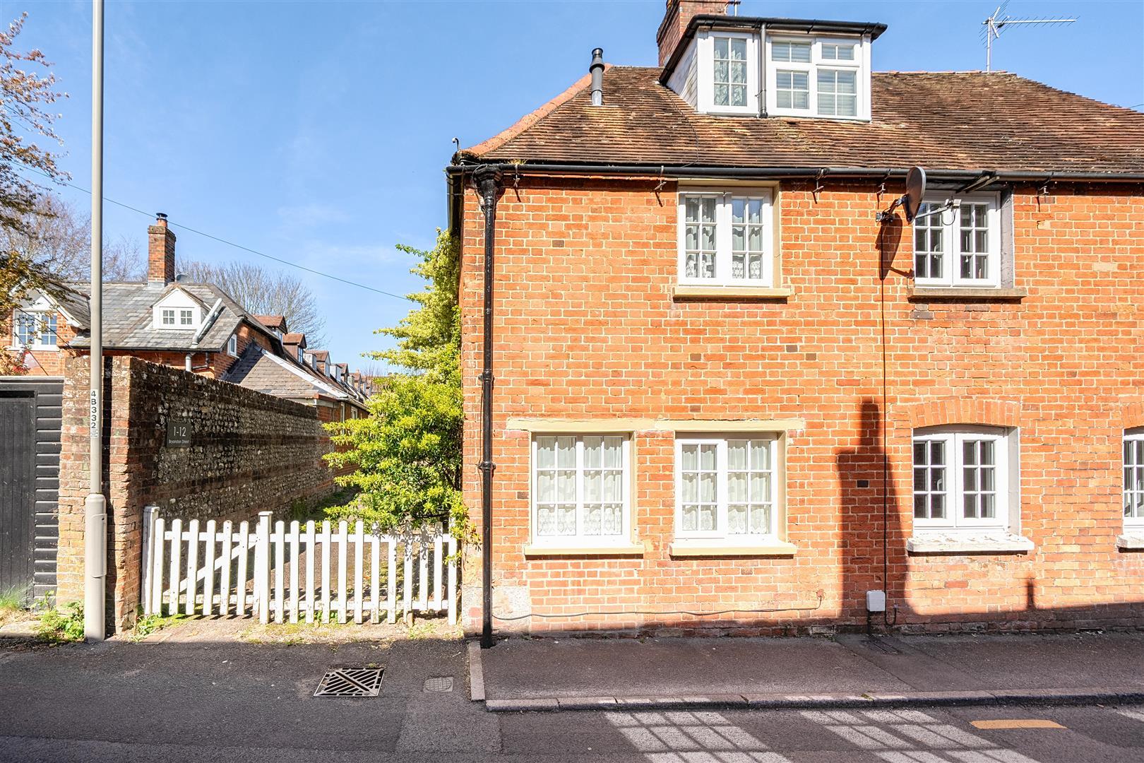 Property Image 18c70011-f943-41d8-ad61-0e8fc60316a5