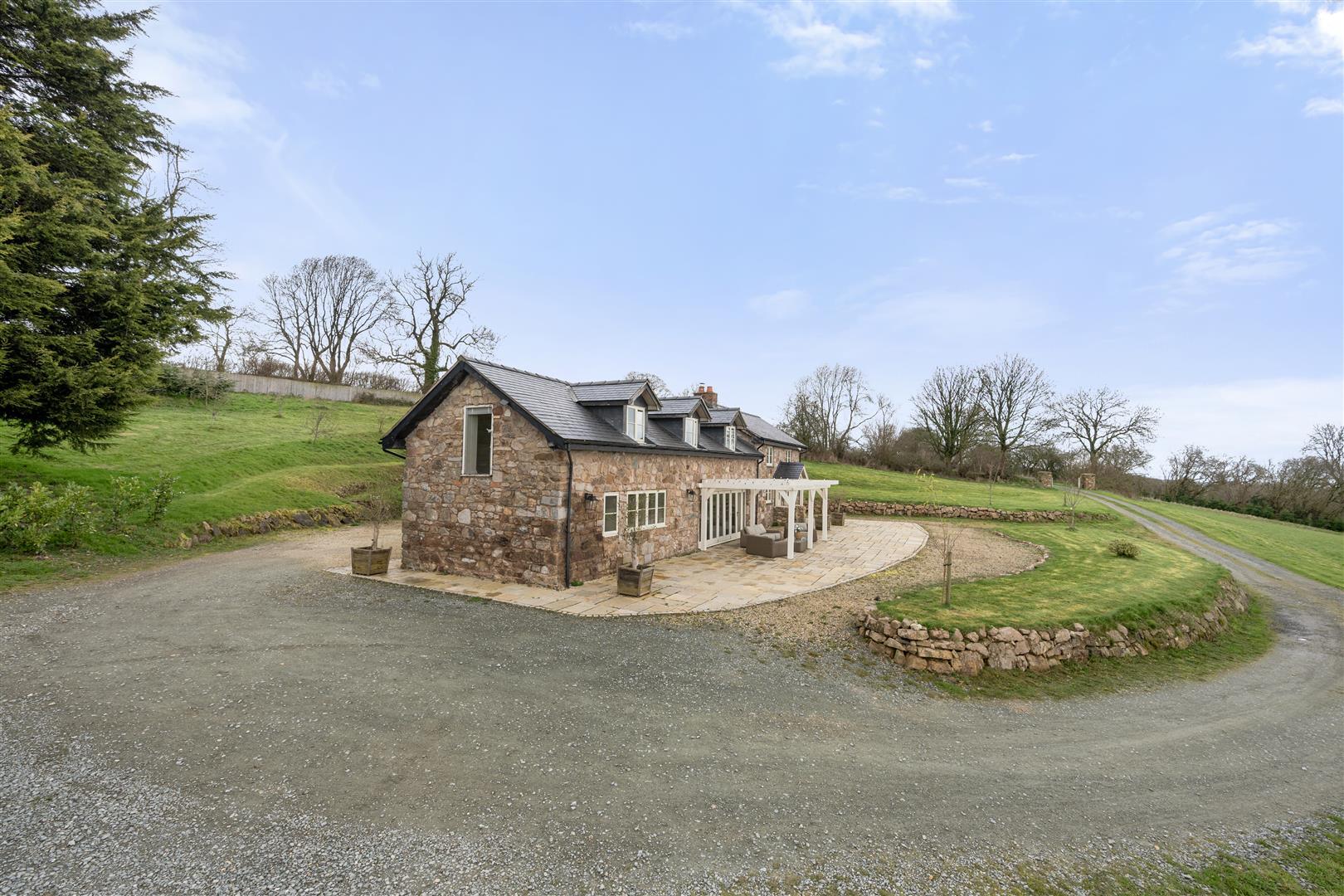 Property Image 18ce6365-bf7a-4566-bfbd-97162d89eb7c