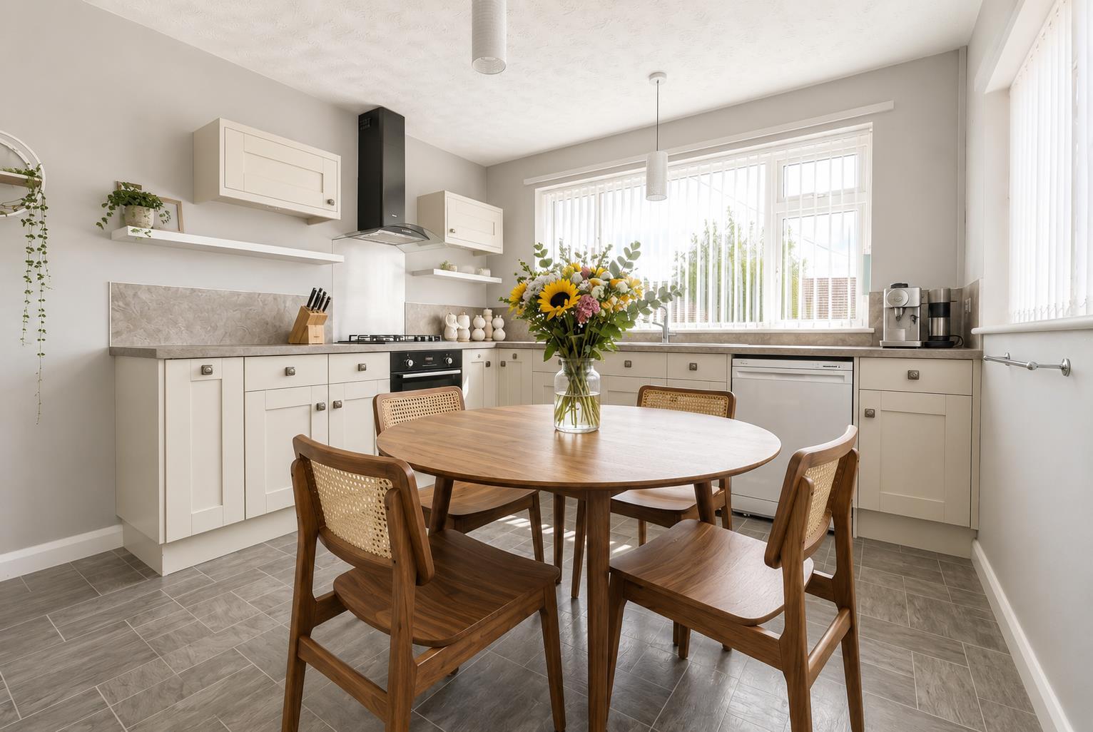 Property Image 18d9bc9b-d9da-4606-bb37-65f0939afd41