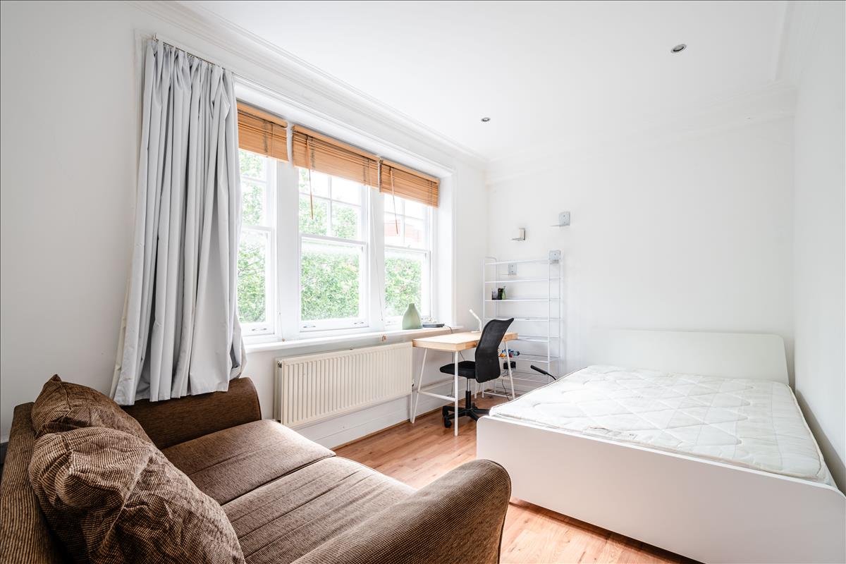Property Image 18df95e4-ca42-4d6b-878f-ea9fb57aaf47