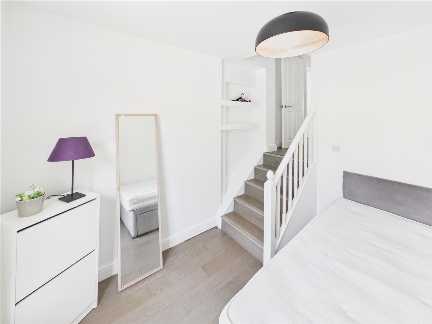 Property Image 18dfdc26-38ec-402d-a382-0322b38154b9