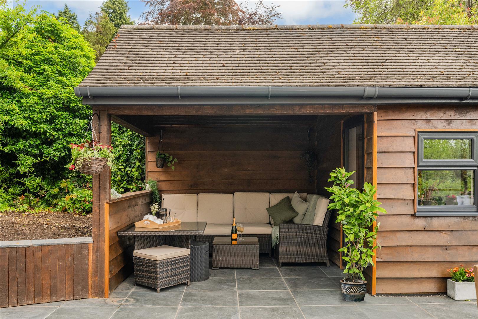 Property Image 18e221e9-2b20-47c0-82fa-5179f630edcc
