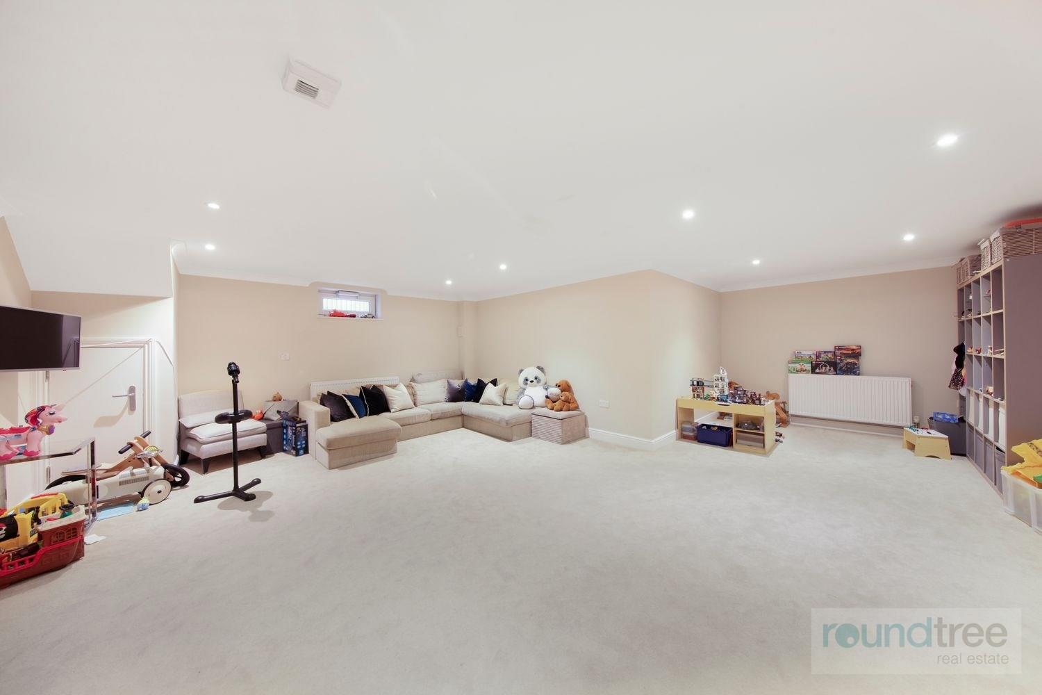 Property Image 19004036-11e0-4d39-95cc-ba3725072369