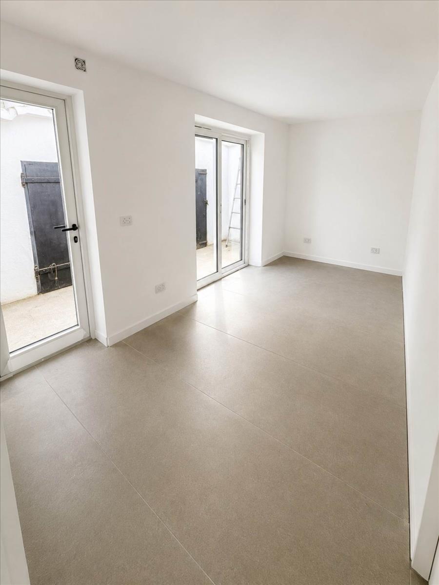 Property Image 1900d90f-06db-4dc6-99aa-f0f1954ab357
