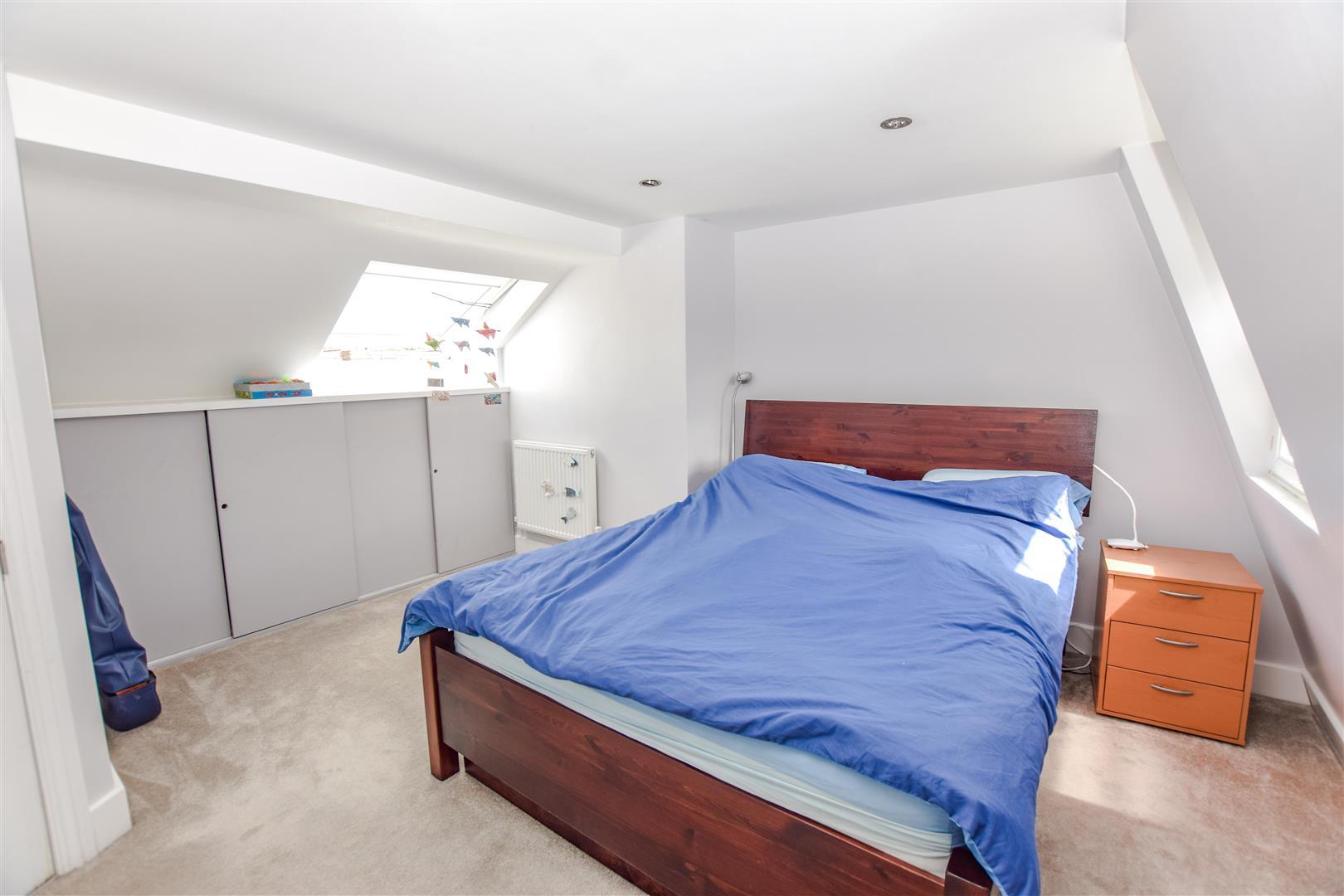 Property Image 19204a06-d723-40a6-a2ba-619b9f2b6cf8
