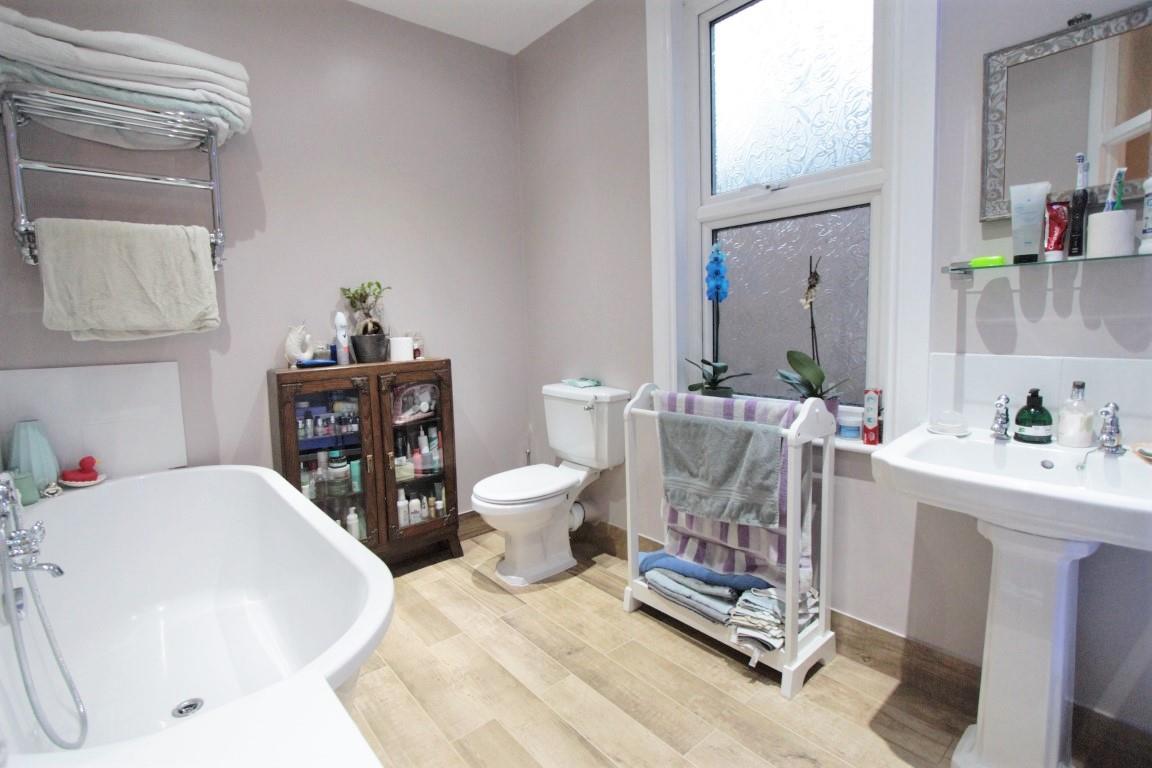 Property Image 19296ff6-9795-4b13-9c29-fdf215f57c05