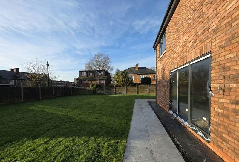 Property Image 1949ea47-88cc-4bd6-a970-7a3e8bd5c181