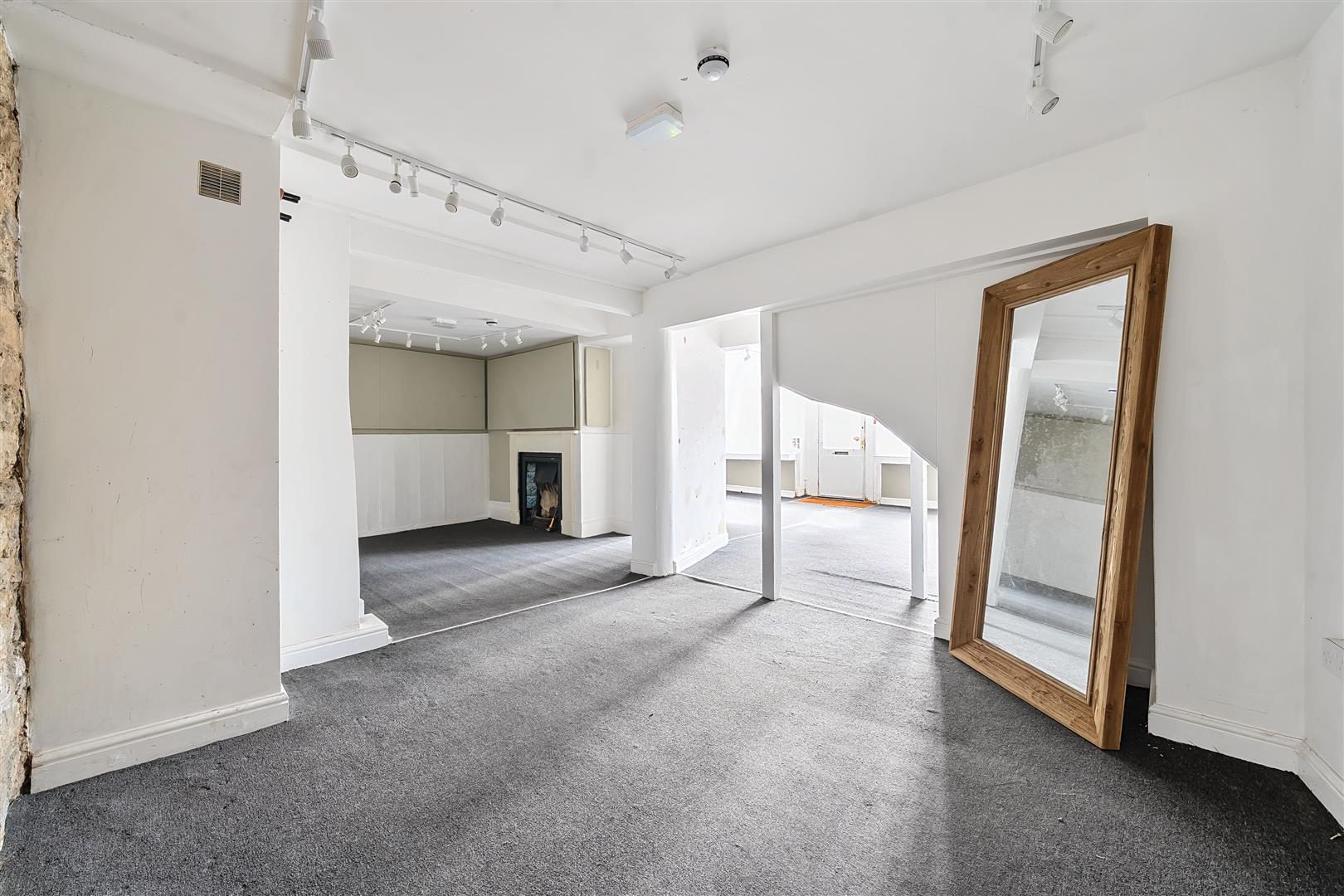Property Image 19611d18-ff9b-4ed8-b35d-17d551fab108