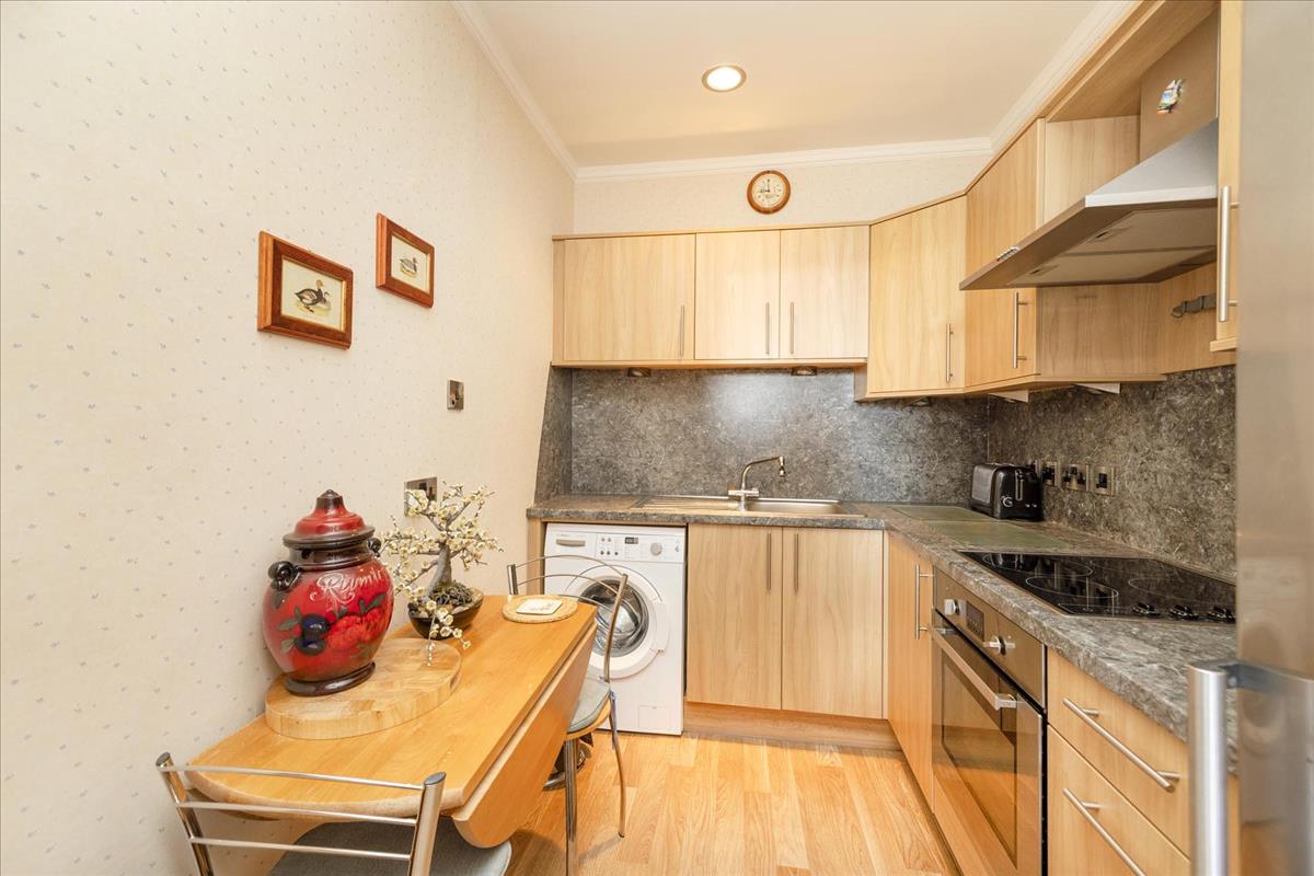 Property Image 196f916a-0653-4772-9848-770adfe377e9